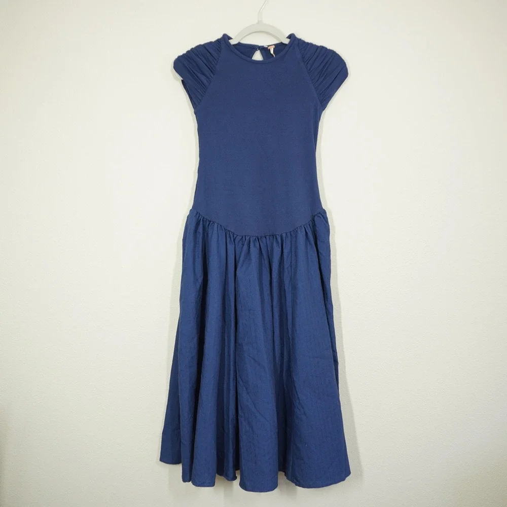 Free People XS Midi Dress Navy Blue Pleated Cap Sleeve Drop Waist Casual Daytime